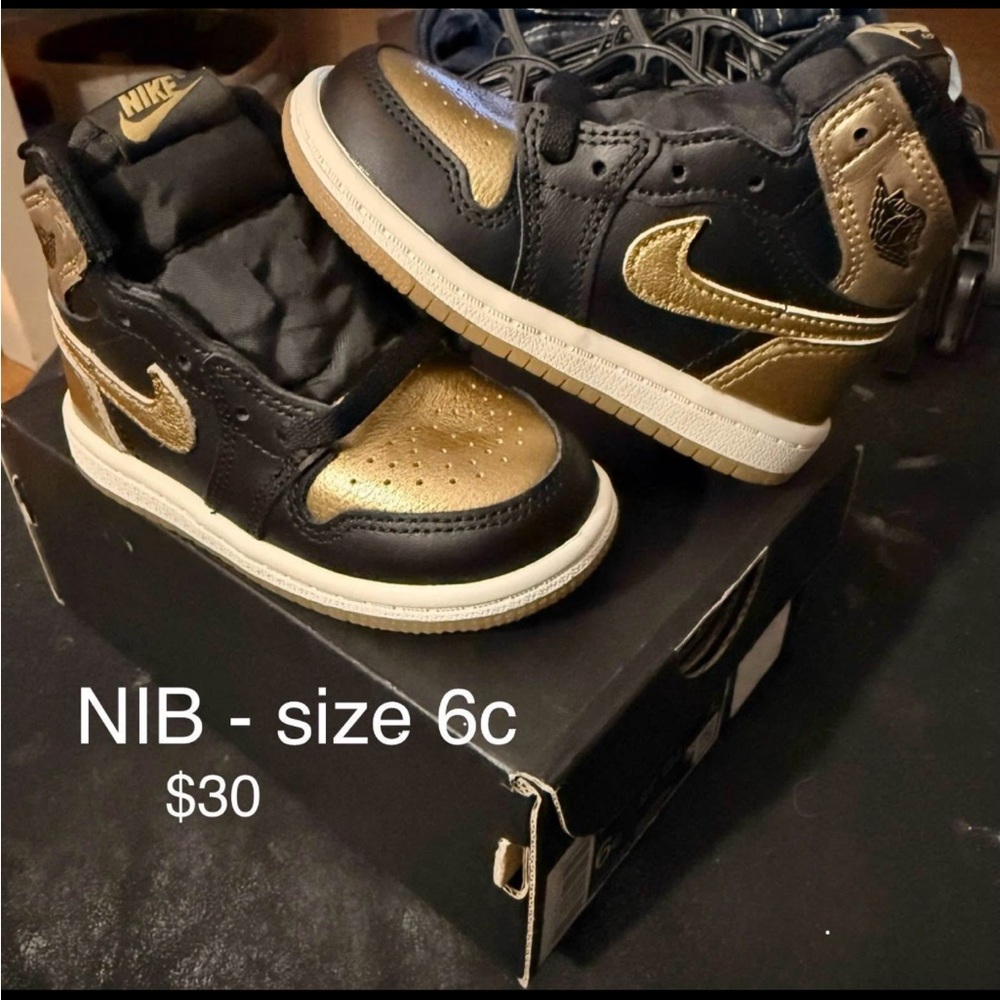 Nike Black and Gold Kids' Sneakers